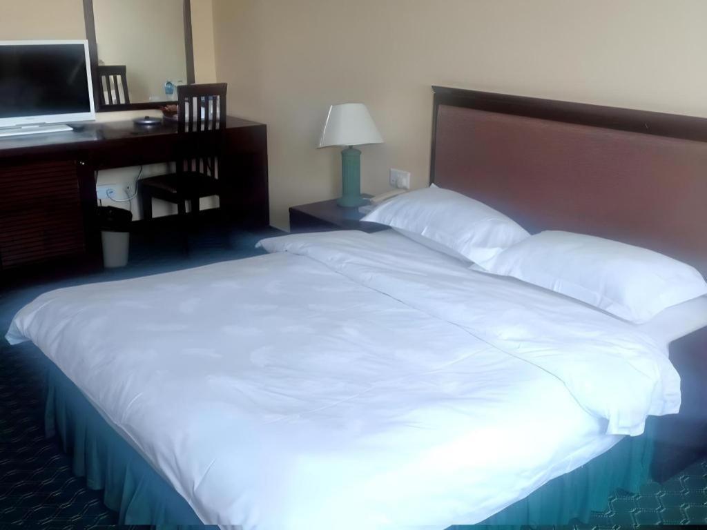 Traders Inn Brunei Бандар-Сери-Бегаван Экстерьер фото